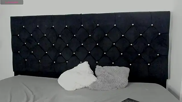 Chat +18 de Mariana_swe ao vivo