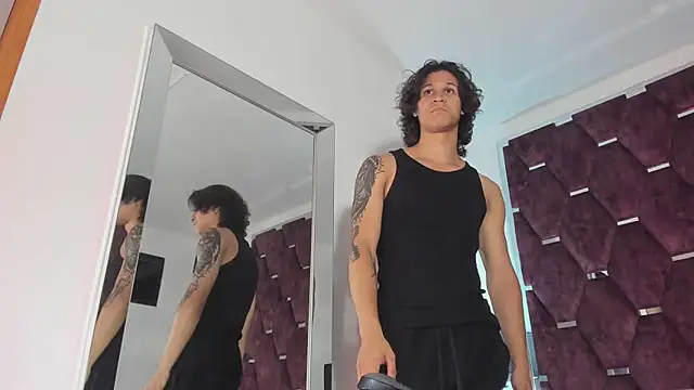TonyBenedetti Show Webcam