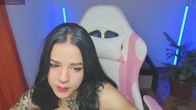 Nicole_Foxx_ Live XXX-Chat