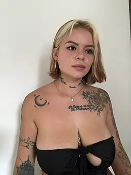 _CuteGirls_'s Live XXX Chat