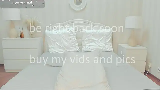 Nicky_Stone 即時 XXX 聊天