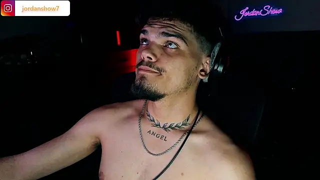 Онлайн чат XXX JordanShow