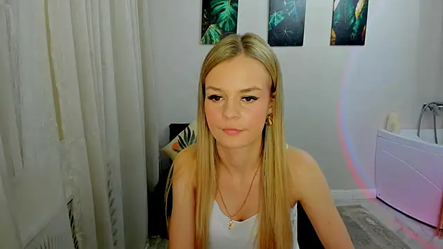 MidnighteAura's Live XXX Chat