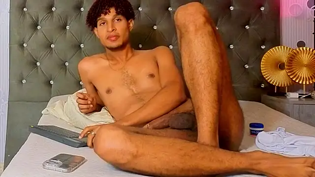 Show modela Alex_Bloom na web-kameri