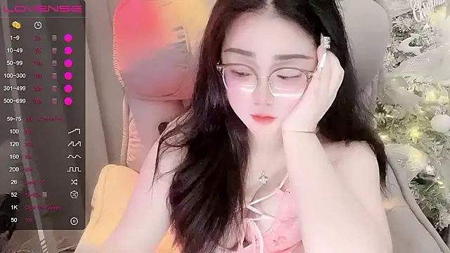 Monica-666888- Adlı Modelin Canlı XXX Sohbeti