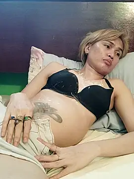 Chat XXX en directo de QueenSoreal