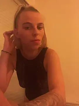 BrumeLove's Live XXX Chat