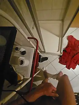 Redlight669 élő XXX-chatje