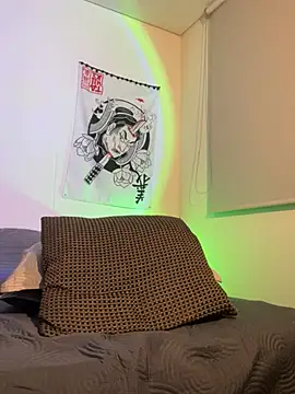 DimitriSullivan_ 即時 XXX 聊天