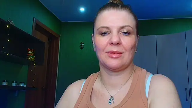 XXX chat uživo modela VeronikawGold