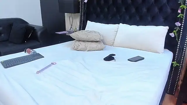 MeganNightt Live XXX-chat