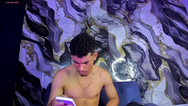 Ares_DAMM Adlı Modelin Web Kamerası Şovu