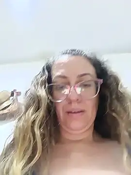 miss_hanna07 Adlı Modelin Canlı XXX Sohbeti