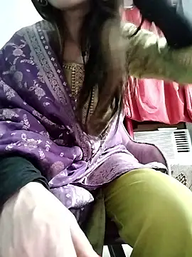 Noor_Darliing's Webcam Show