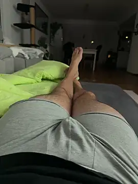tony3729's Live XXX Chat