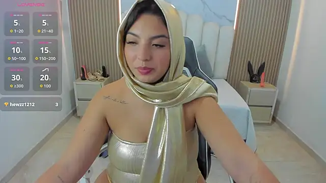 malak_irkan's Webcam Show