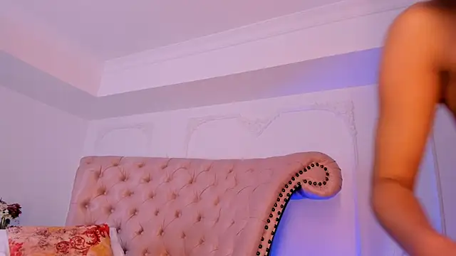 LucianaBlanco_'s Live XXX Chat