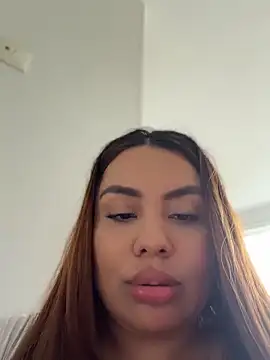 valeria2019hot's Live XXX Chat