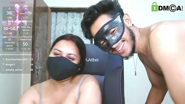 Živý XXX chat SassyWildCouple