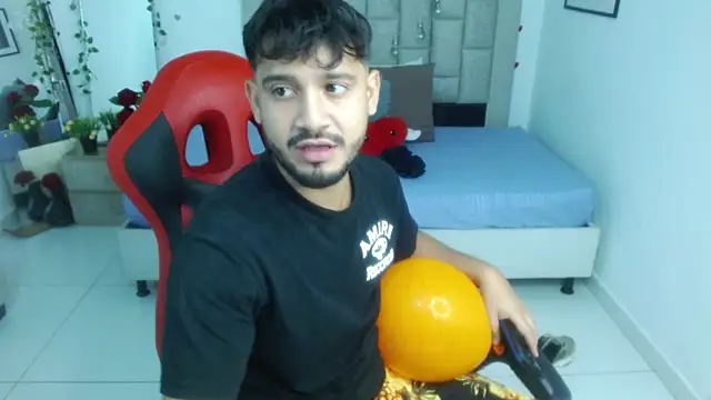 Živý XXX chat Enzo_fox