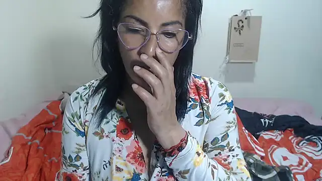 kateleyagrey Chat XXX live