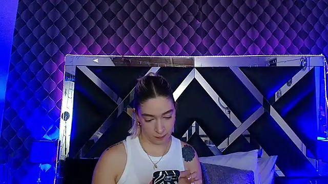 Chat XXX en directo de victoriaa_lee_
