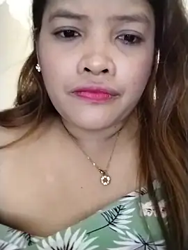 QUEEN_Sexlover_AsianPH élő XXX-chatje