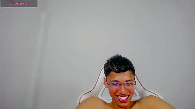 Chatroom XXX en direct de Im_david02