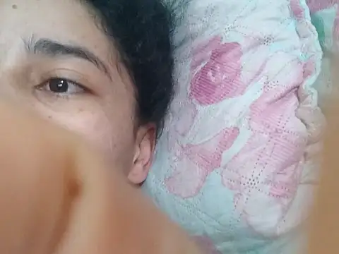 girl_tits Adlı Modelin Canlı XXX Sohbeti