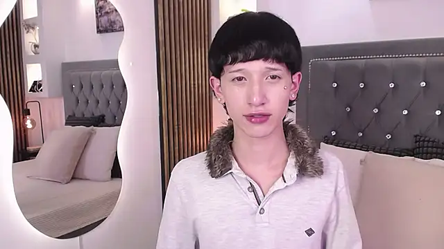 แชท XXX สดของ Emo_Boy_