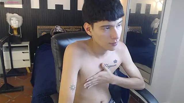 แชท XXX สดของ mateo_daza