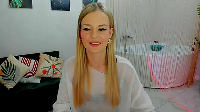 MidnighteAura Chat XXX in diretta
