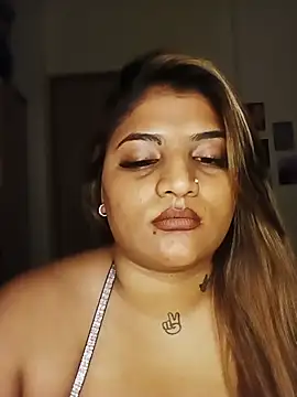 Sanaya_Gil Adlı Modelin Canlı XXX Sohbeti
