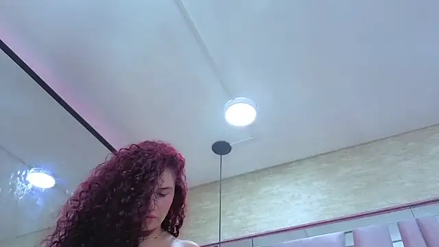 ThaliaCross Live XXX-Chat