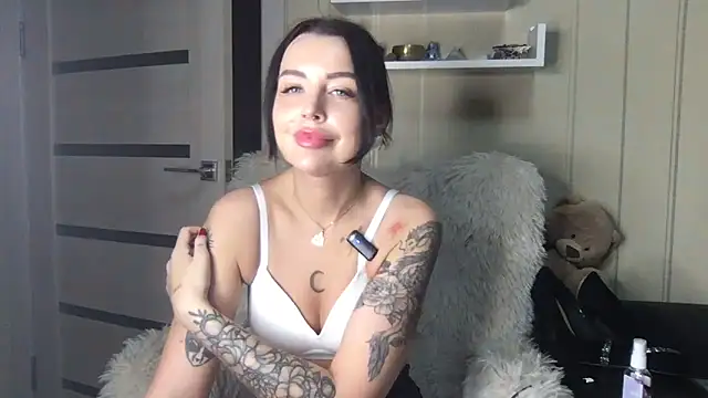 Chat XXX en directo de ArinaAmour