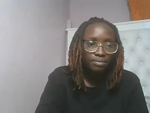 Chatroom XXX en direct de SexyAry