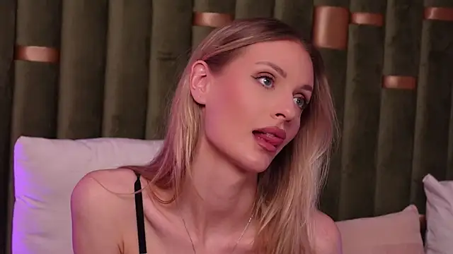 Онлайн чат XXX AmeliaAngel