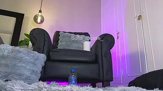 sofia_rousse_ Adlı Modelin Canlı XXX Sohbeti