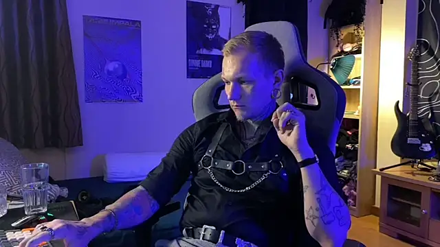 paulvelvet's Webcam Show