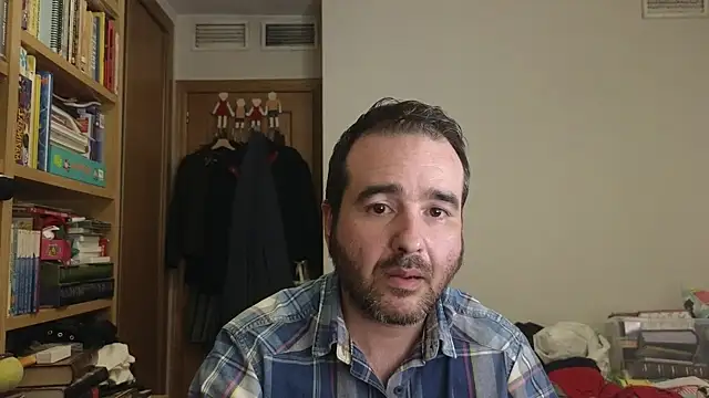 curiosillo83's Webcam Show