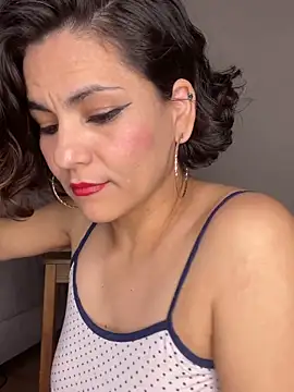 Онлайн чат XXX eva_luz