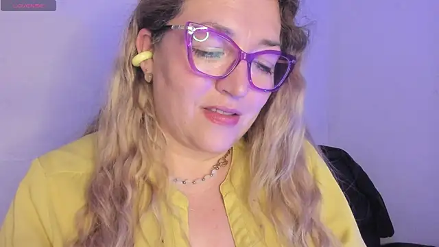 Naty_Mature_ live XXX chat