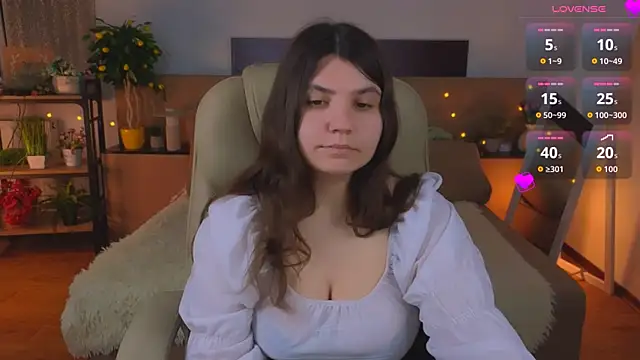Viola__Shy Chat XXX in diretta