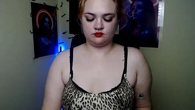 RinaRiii Chat XXX in diretta