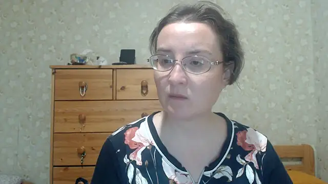 XXX chat uživo modela Smart_Rose