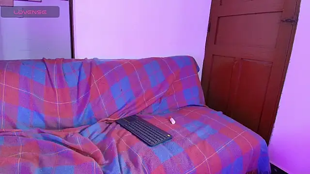Chat XXX en directo de Nikki__uwu