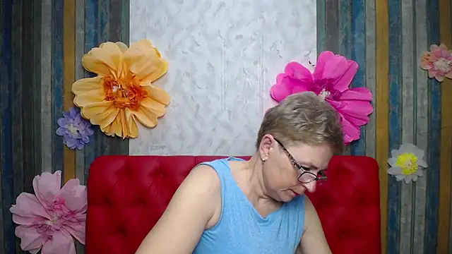 Živý XXX chat EmiliaGree