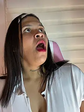 _Kim1 Chat XXX in diretta