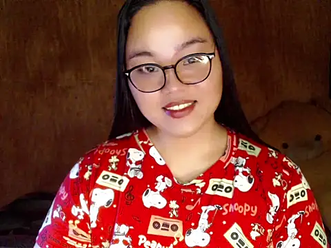 _Lylia 在線直播表演