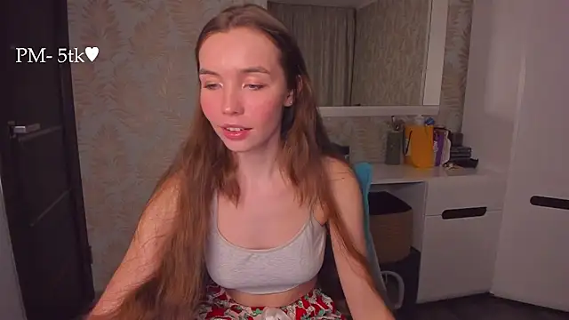 YonaBones Live XXX Chat